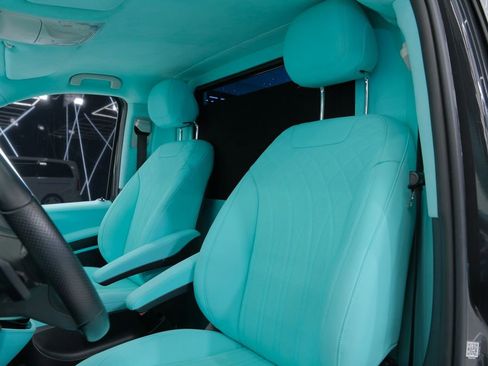 Used 2023 Mercedes-Benz Metris Passenger image 24