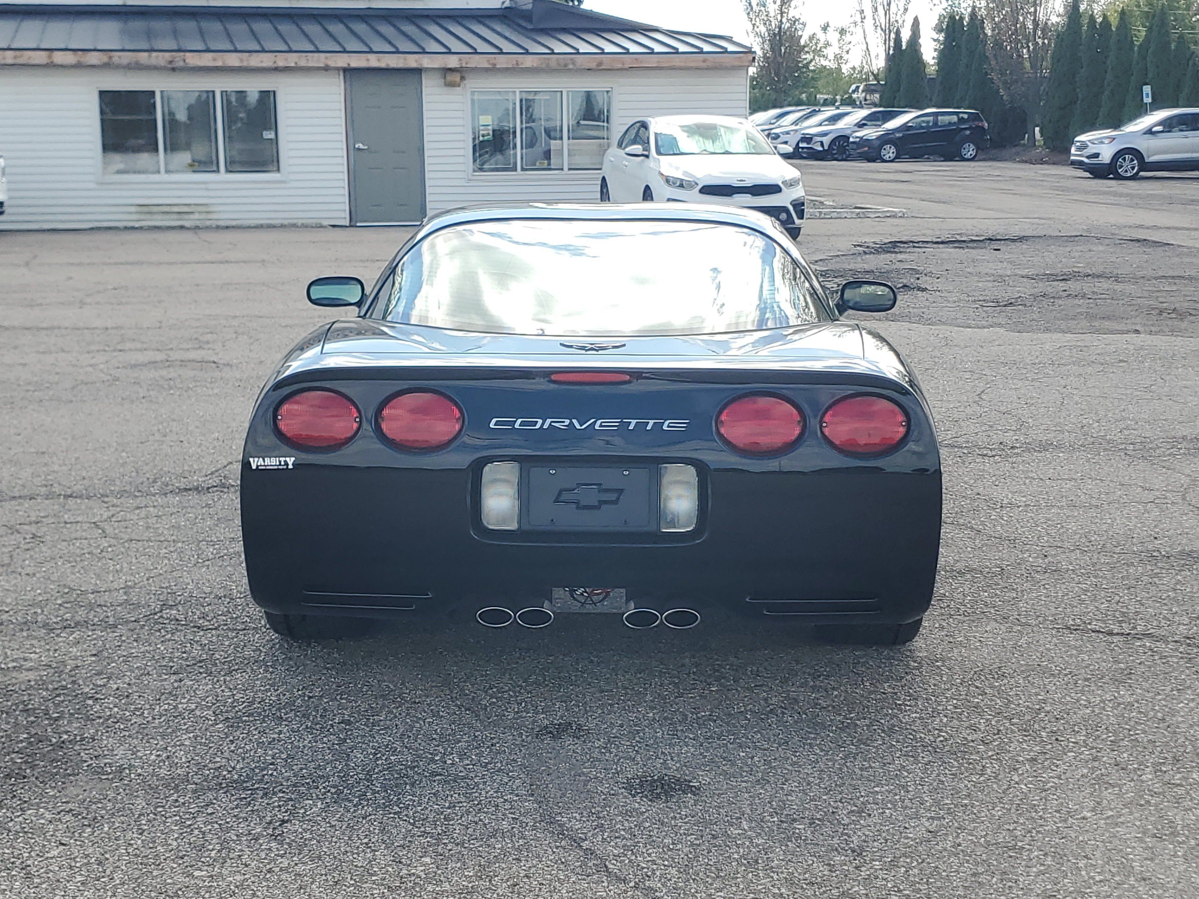 Used 2004 Chevrolet Corvette Coupe RWD image 5