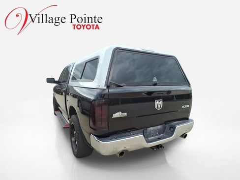 Used 2019 RAM 1500 Big Horn AWD/4WD image 2