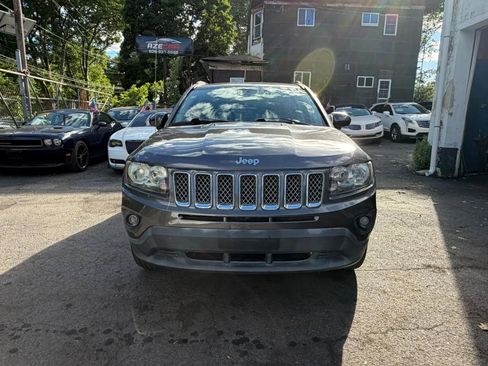 Used 2014 Jeep Compass Latitude AWD/4WD image 15