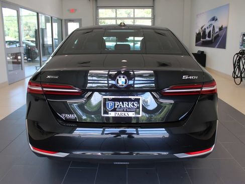 Used 2026 BMW 540i xDrive AWD/4WD image 27