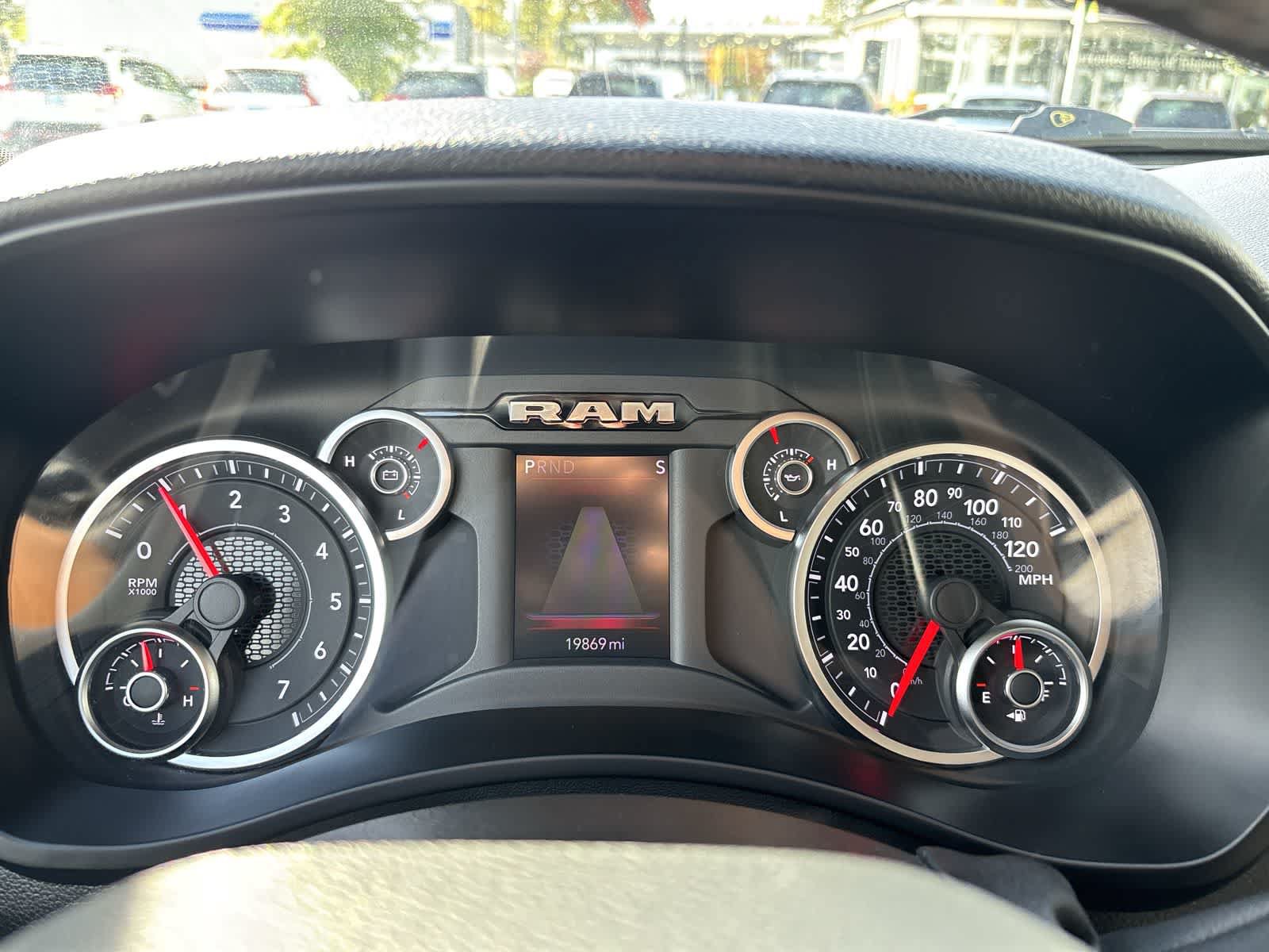 Certified 2026 RAM 2500 Big Horn AWD/4WD image 13