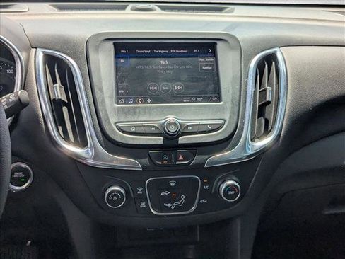 Used 2022 Chevrolet Equinox LT FWD image 13