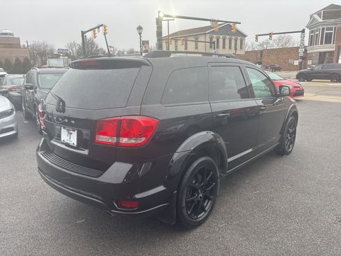Used 2018 Dodge Journey SXT w/ Blacktop Package image 5