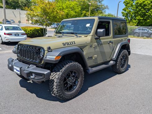 Used 2026 Jeep Wrangler Sport AWD/4WD image 7
