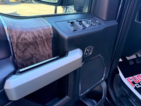 Used 2019 Ford F250 Lariat w/ Lariat Ultimate Package AWD/4WD image 21