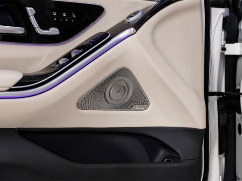 Used 2023 Mercedes-Benz S 500 S 500 image 44