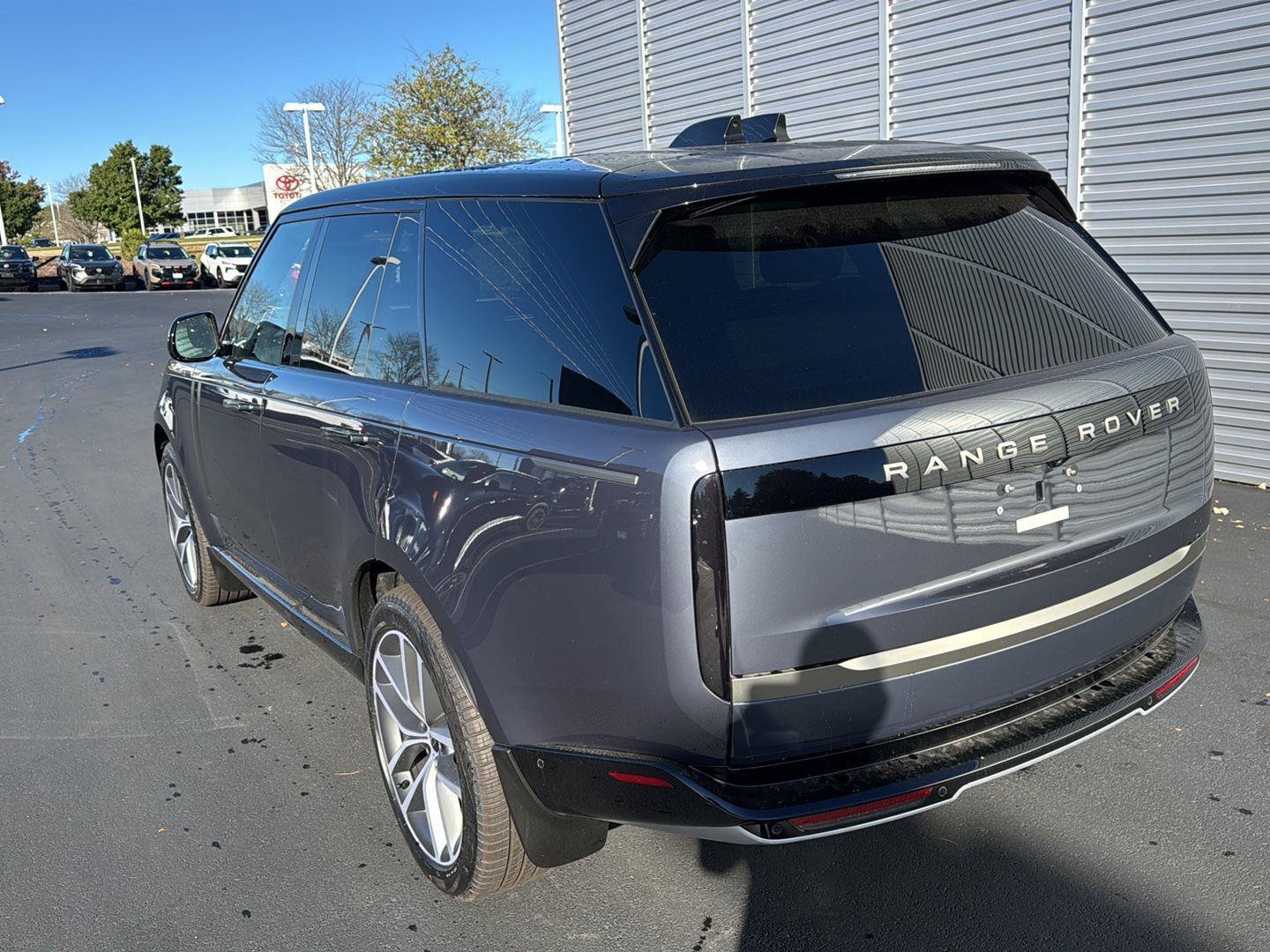 New 2027 Land Rover Range Rover SE AWD/4WD image 13