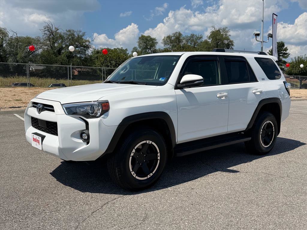 Used 2024 Toyota 4Runner SR5 Premium AWD/4WD image 9