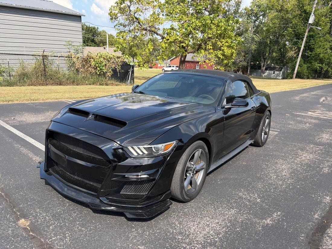 Used 2015 Ford Mustang Convertible w/ Equipment Group 051A RWD image 1