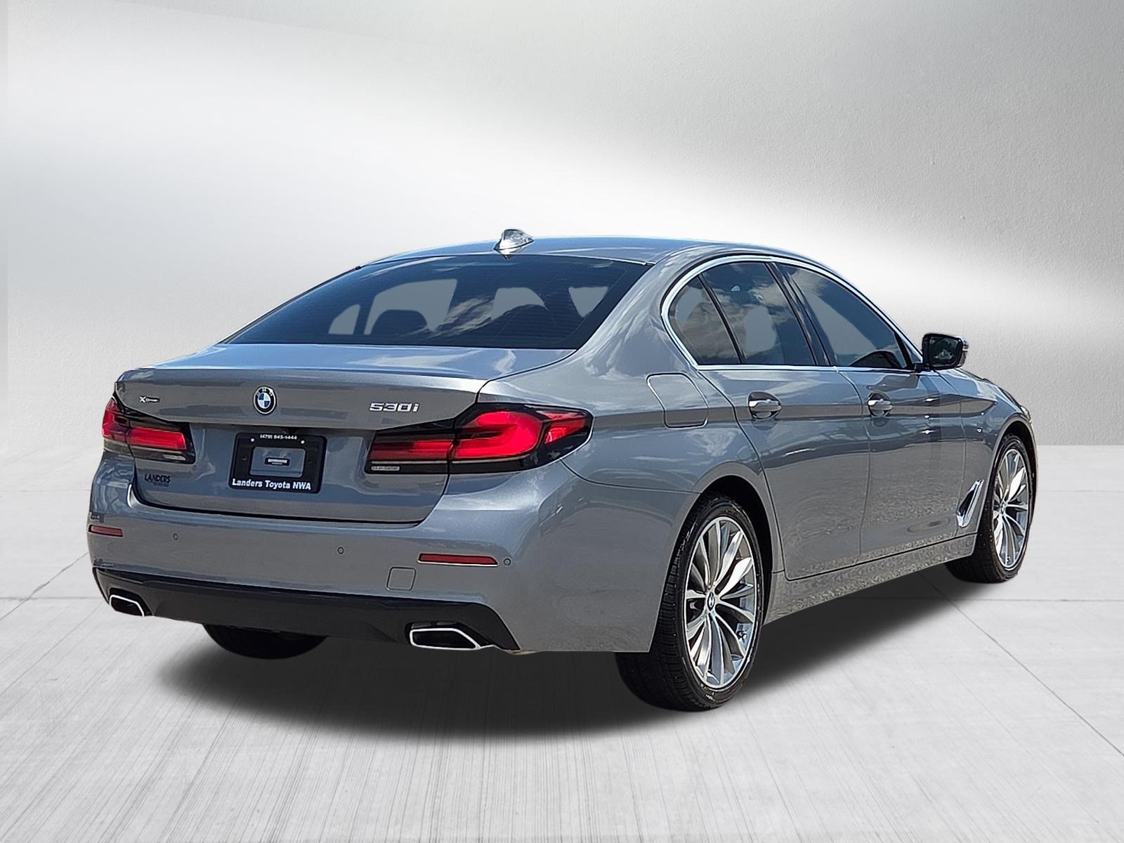 Certified 2023 BMW 530i xDrive AWD/4WD image 5