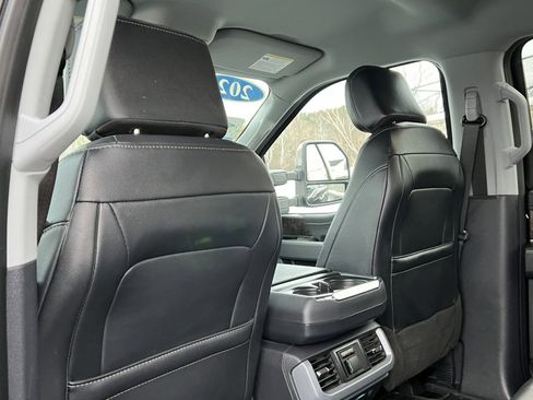 Used 2023 Ford F150 Lariat w/ Equipment Group 502A High image 39