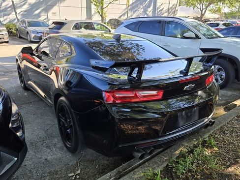 Used 2018 Chevrolet Camaro LT image 7