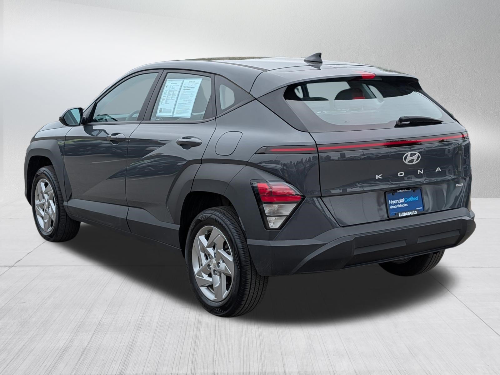 Certified 2024 Hyundai Kona SE AWD/4WD image 5