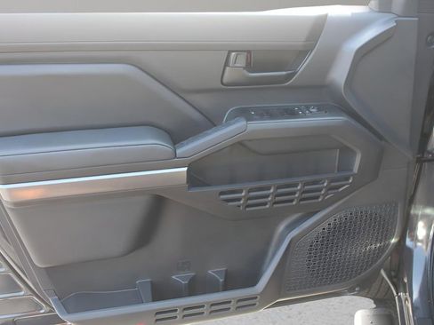 New 2025 Toyota Tacoma SR5 image 10