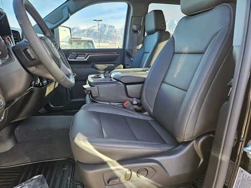New 2025 Chevrolet Silverado 3500 LT w/ Z71 Chrome Sport Edition AWD/4WD image 12
