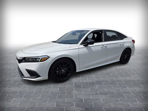 Used 2024 Honda Civic Sport image 3