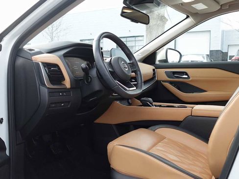 Used 2021 Nissan Rogue Platinum image 30