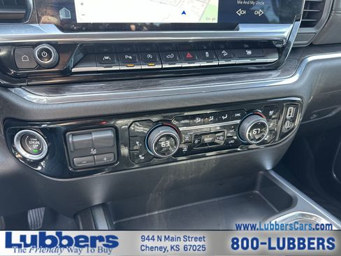 Used 2024 Chevrolet Silverado 1500 LTZ image 19