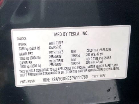 Used 2023 Tesla Model Y Long Range image 33