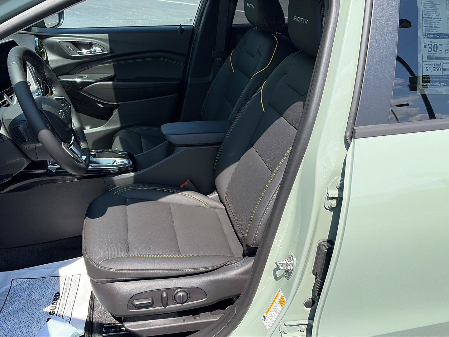 New 2026 Chevrolet Trax ACTIV w/ Driver Confidence Package FWD image 10