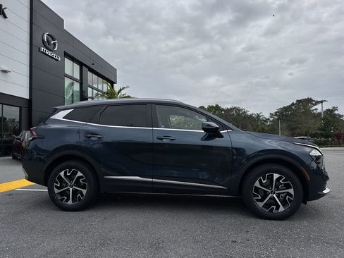 Used 2023 Kia Sportage EX image 24