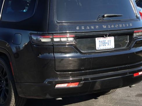 Used 2024 Jeep Grand Wagoneer Series II w/ Quick Order Packagew 28T image 7