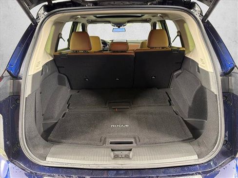 Used 2024 Nissan Rogue Platinum FWD image 20