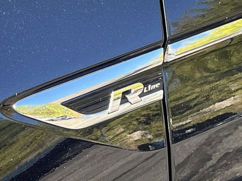 Used 2020 Volkswagen Tiguan SEL Premium R-Line w/ 3rd Row Seat Package image 11