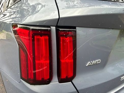 Used 2022 Kia Sorento SX AWD/4WD image 13