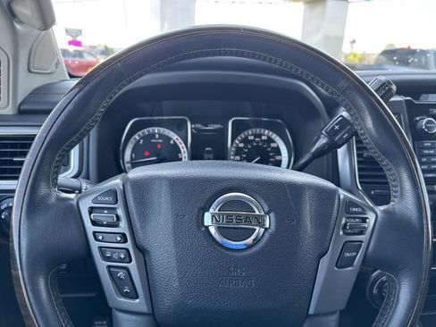 Used 2017 Nissan Titan Platinum Reserve AWD/4WD image 19