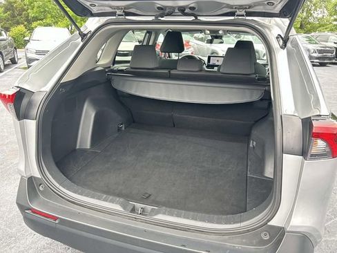 Used 2024 Toyota RAV4 XLE FWD image 12