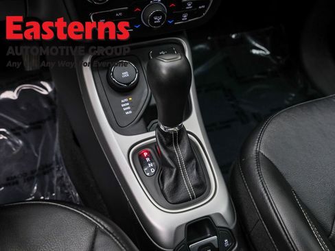 Used 2021 Jeep Compass 80th Special Edition image 13