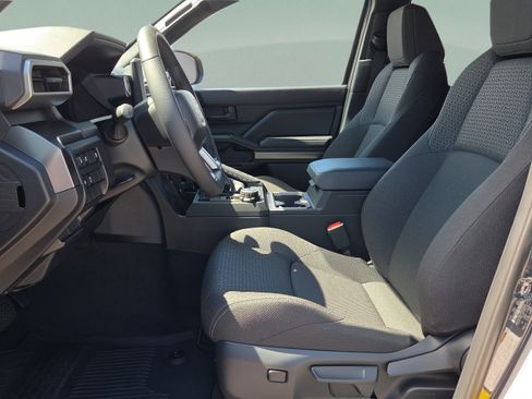 Certified 2026 Toyota 4Runner SR5 AWD/4WD image 10