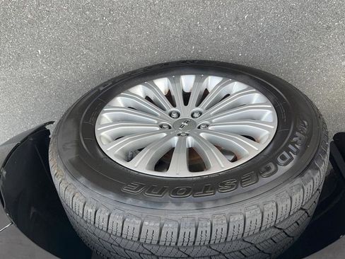 Used 2014 Lincoln MKX AWD w/ Equipment Group 101A image 19