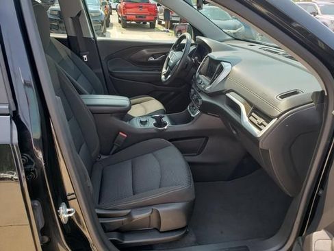 Used 2022 GMC Terrain SLE w/ Driver Convenience Package FWD image 22