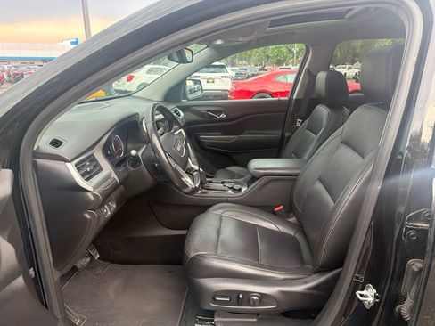 Used 2019 GMC Acadia SLT AWD/4WD image 11