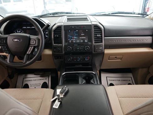 Used 2019 Ford F250 XLT w/ XLT Premium Package AWD/4WD image 40