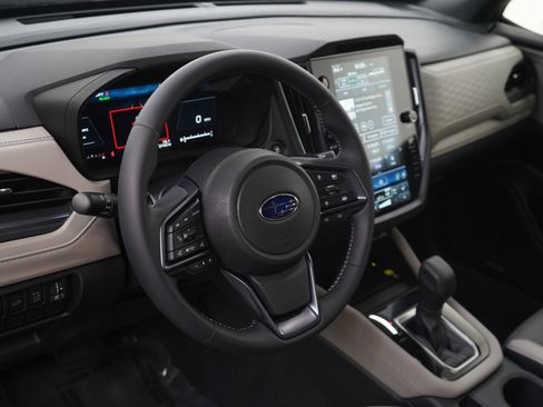 Used 2025 Subaru Forester Limited image 20