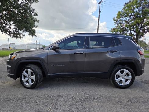 Used 2018 Jeep Compass Latitude AWD/4WD image 14
