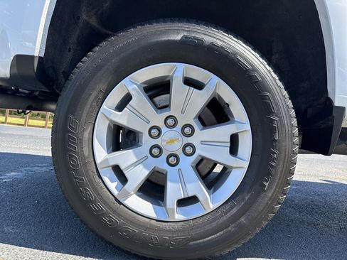 Used 2021 Chevrolet Colorado LT w/ Fleet Safety Package RWD image 19