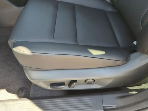 New 2026 Nissan Rogue SV image 33