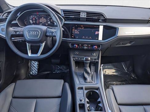 New 2025 Audi Q3 2.0T Premium image 16