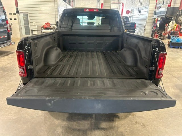 Used 2025 RAM 2500 Big Horn AWD/4WD image 25