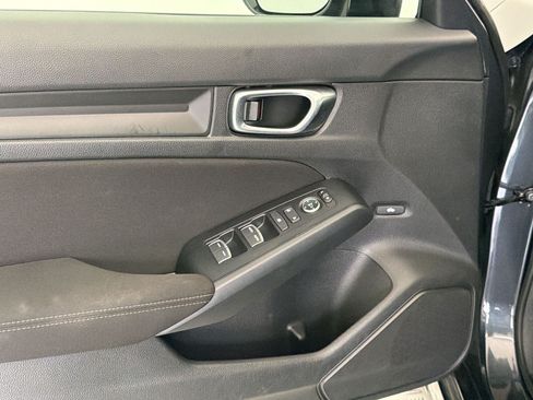Used 2025 Honda Civic LX image 27