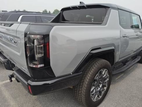 Used 2025 GMC Hummer EV 3X AWD/4WD image 4