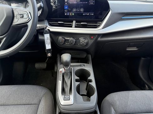 Used 2025 Chevrolet Trax LS w/ Driver Confidence Package image 11