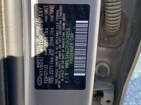 Used 2023 Hyundai Elantra SEL w/ Convenience Package FWD image 17