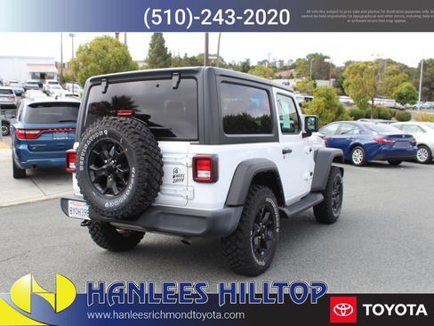 Used 2021 Jeep Wrangler Sport AWD/4WD image 7