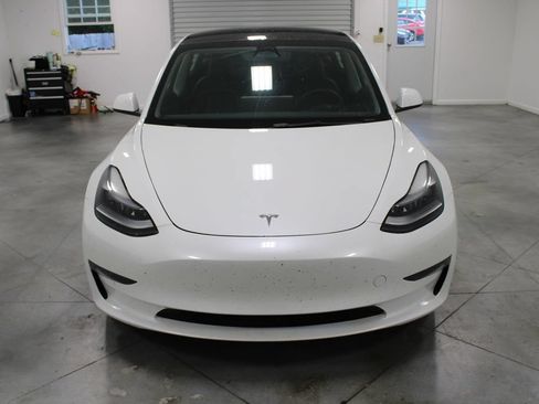 Used 2023 Tesla Model 3 Standard Range RWD image 3